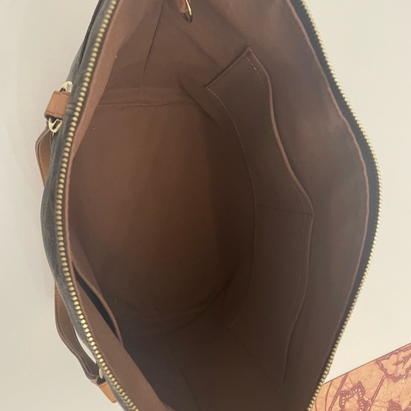 Louis Vuitton Totally MM - Picture 3 of 13